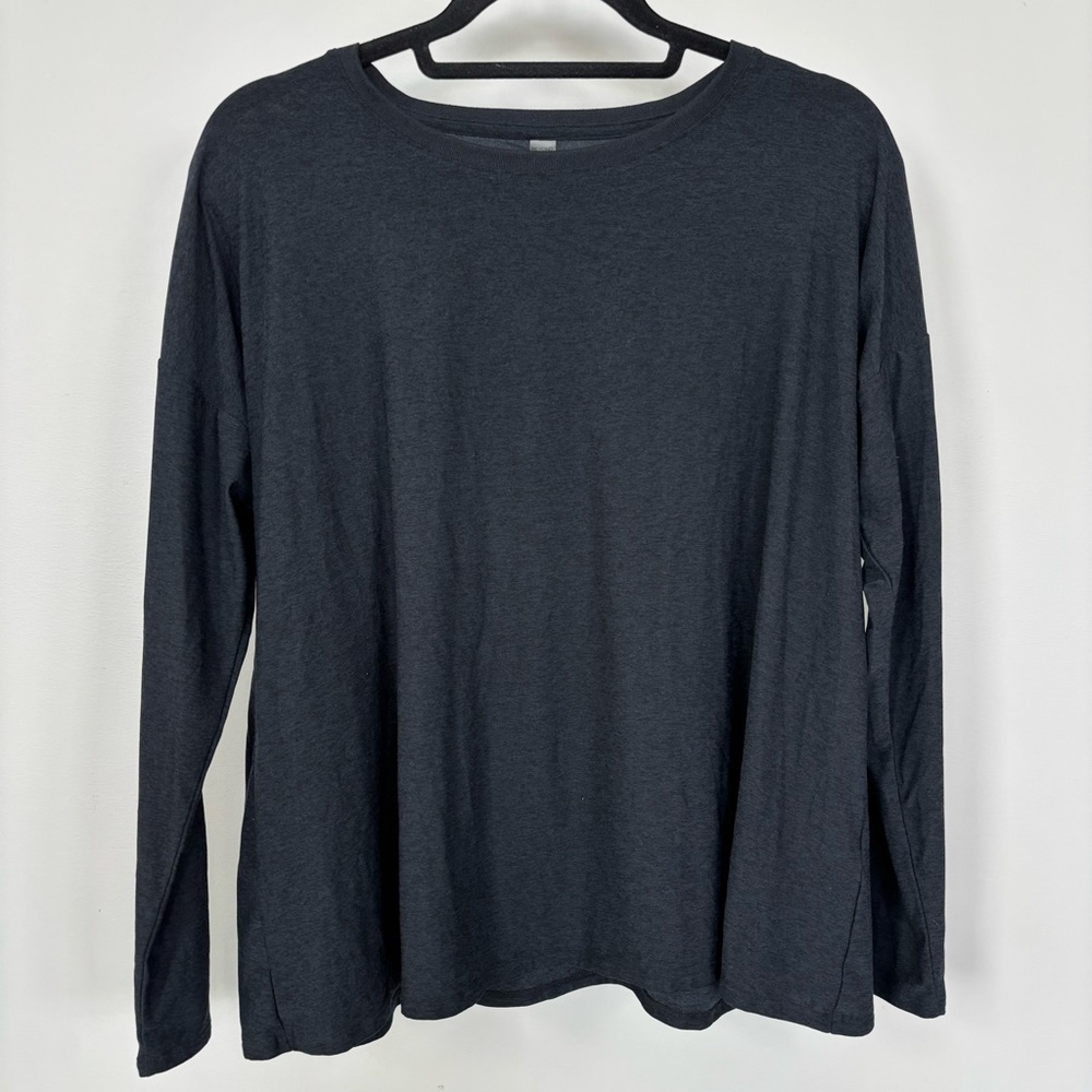 Beyond the Bump Long Sleeve Top Size L